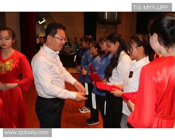 从足球解说看比赛魅力与情感共鸣的深度解析与分享