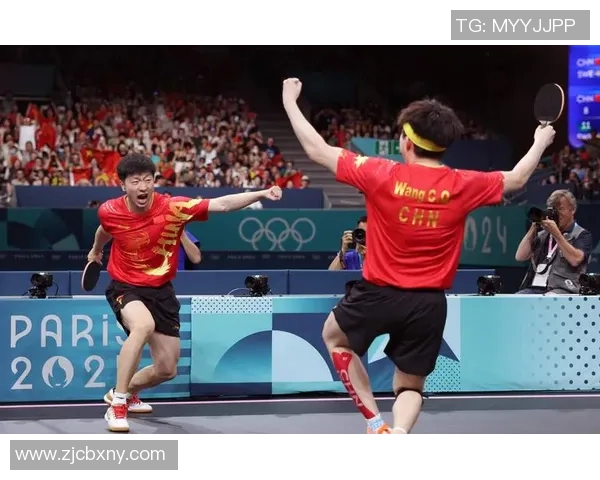 武汉乒乓球队的力量揭秘：乒乓球巨献背后的故事与精神